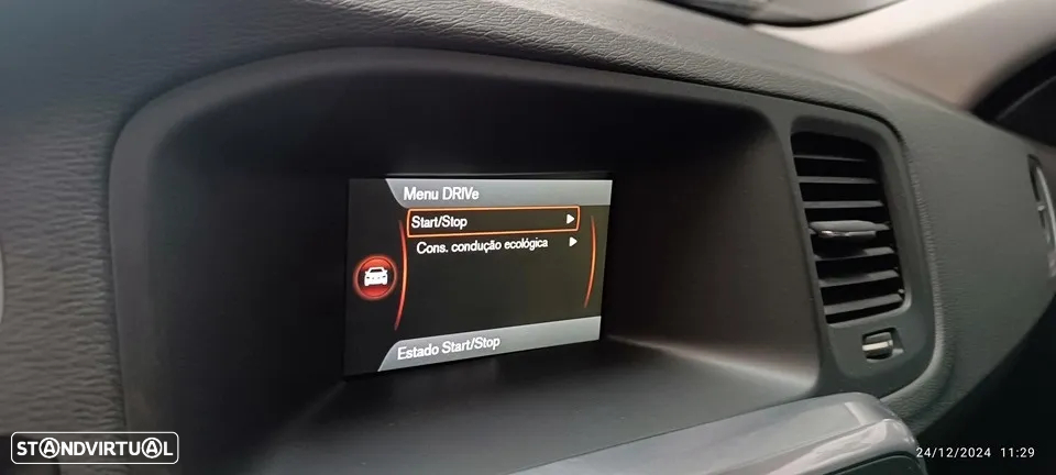 Volvo V60 1.6 D2 Drive Momentum Start/Stop - 25