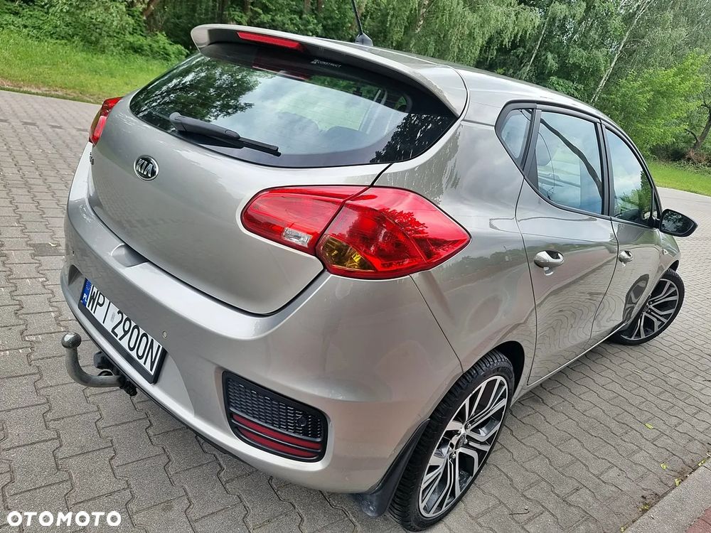 Kia Ceed 1.6 GDI Spirit - 4