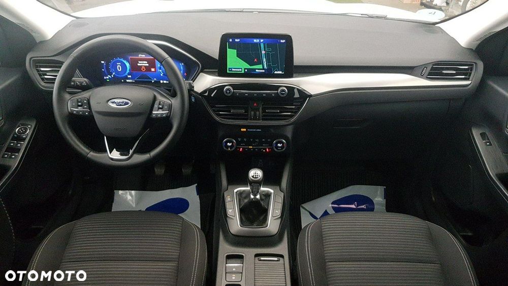 Ford Kuga - 13