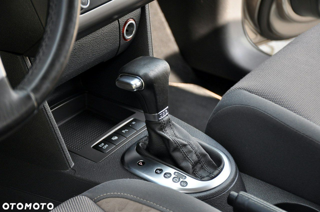 Volkswagen Touran - 34