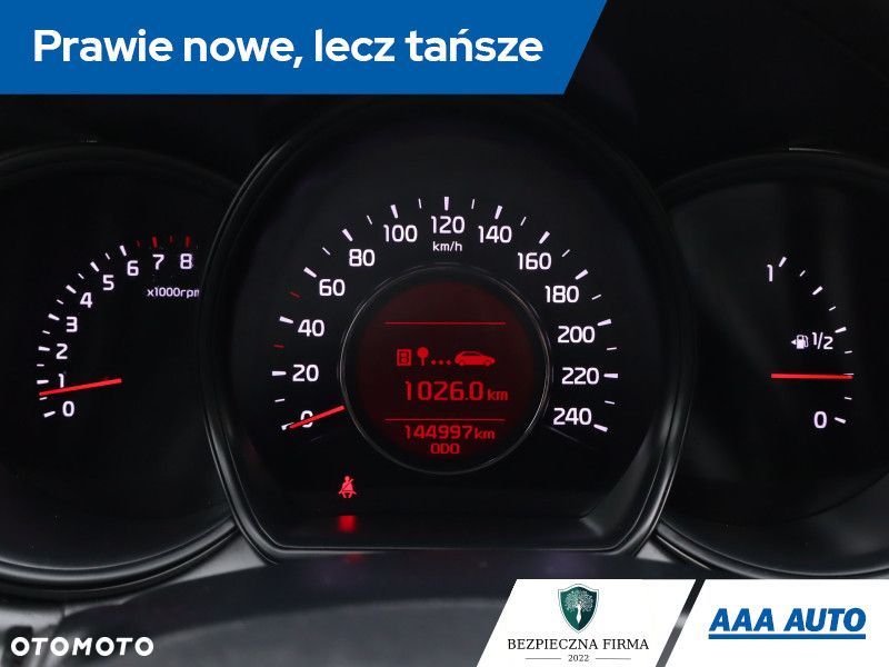 Kia Ceed - 12