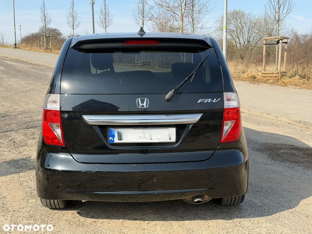Honda FR-V 1.7 - 5