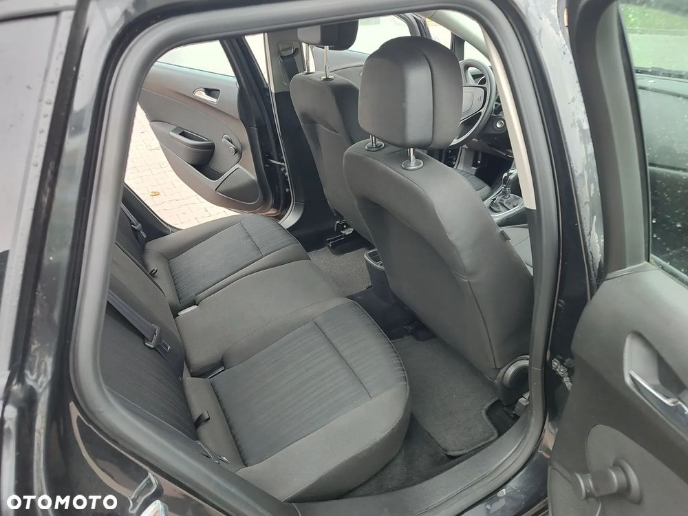 Opel Astra 1.4 Essentia - 10