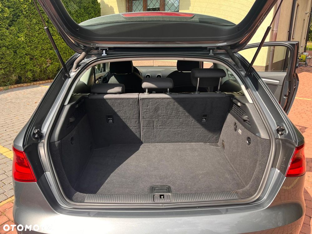 Audi A3 3-drzwiowe 2.0 TDI Ambiente S tronic - 14