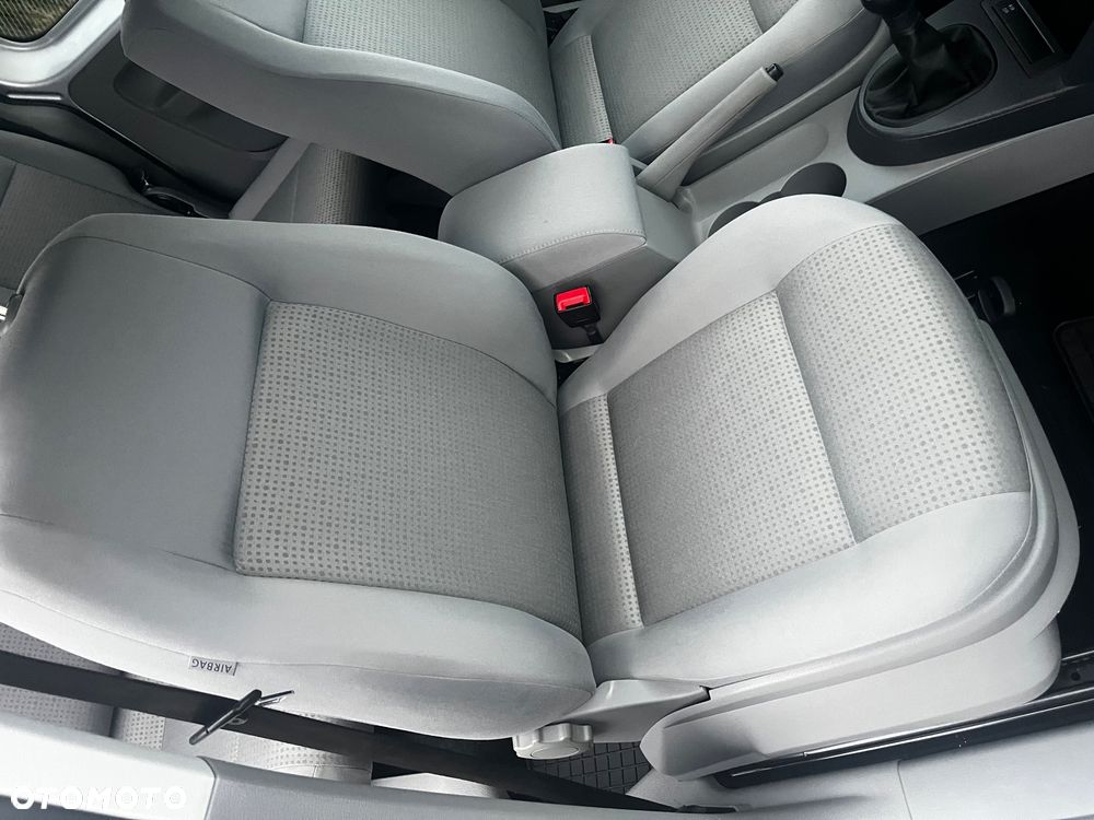 Volkswagen Caddy 1.6 Life Style (5-Si.) - 25