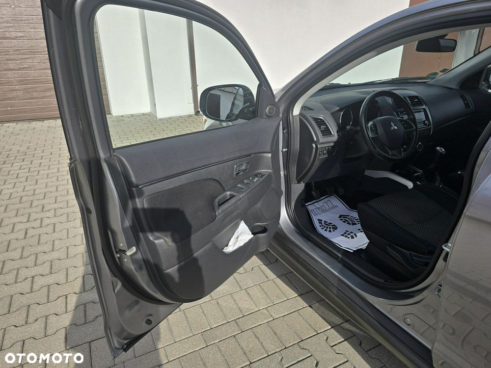 Mitsubishi ASX - 13