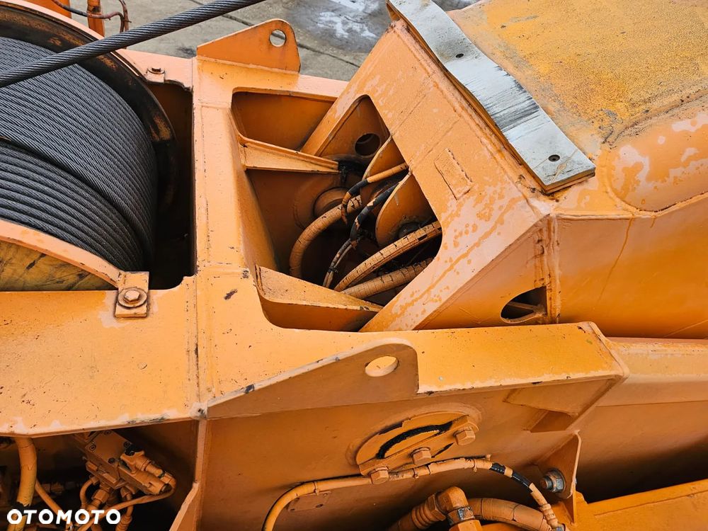 Liebherr LTM 1090 - 8