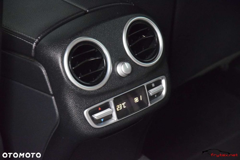 Mercedes-Benz Klasa C - 23