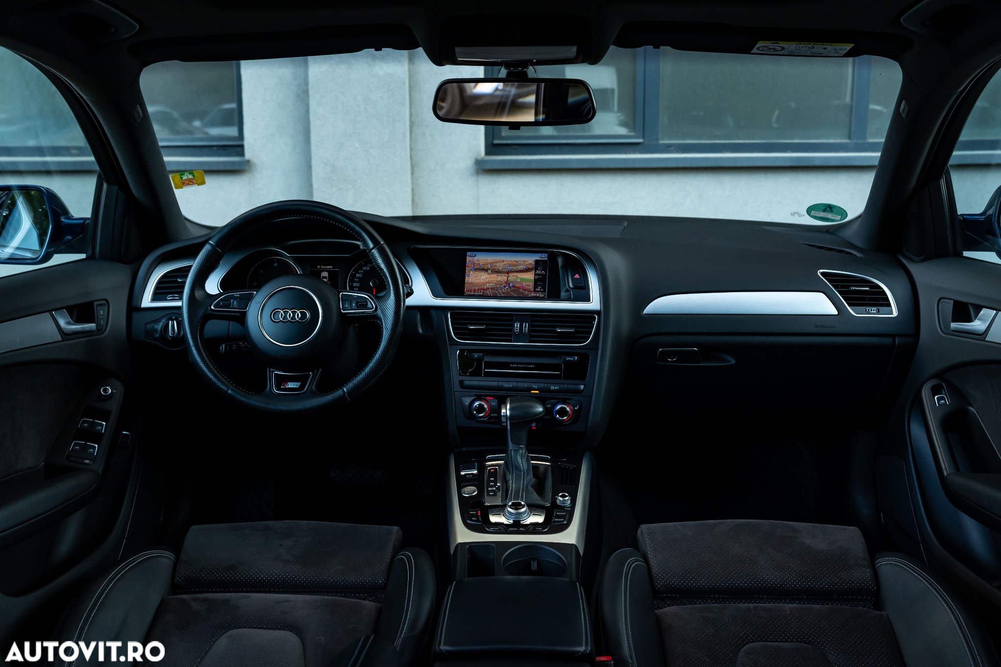 Audi A4 Avant 2.0 TDI DPF clean diesel multitronic S line Sportpaket - 22