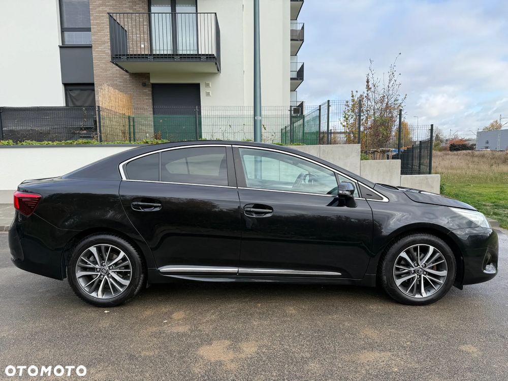 Toyota Avensis 2.0 Prestige MS - 2