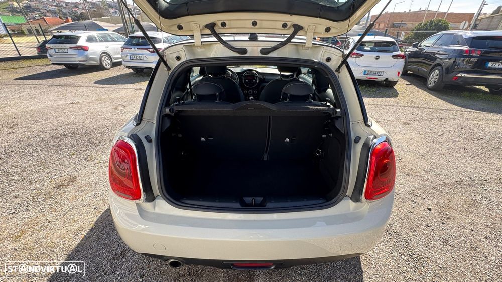 MINI 3 Portas Cooper D - 31