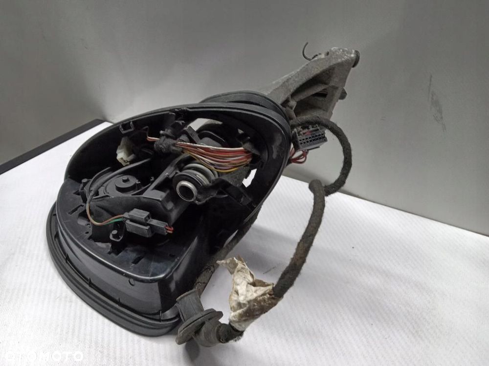 LUSTERKO LEWE 11 PIN PORSCHE CAYENNE 7P5857501 - 7