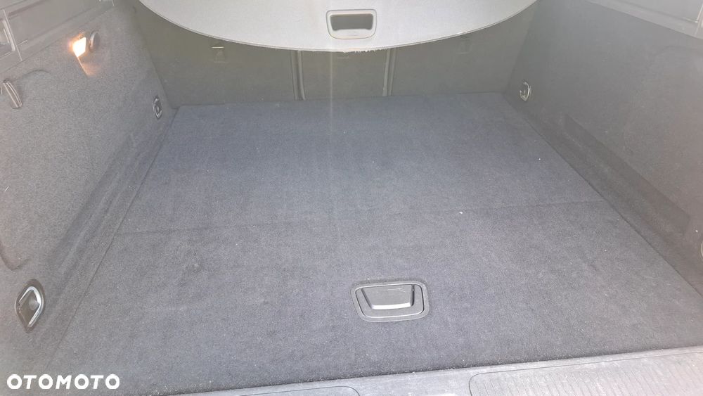 Opel Astra 1.6 CDTI Elite S&S - 23
