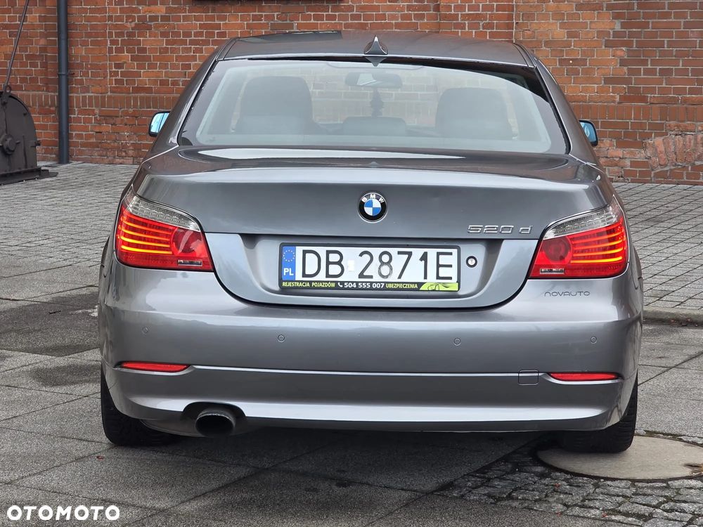 BMW Seria 5 520d Edition Lifestyle - 2