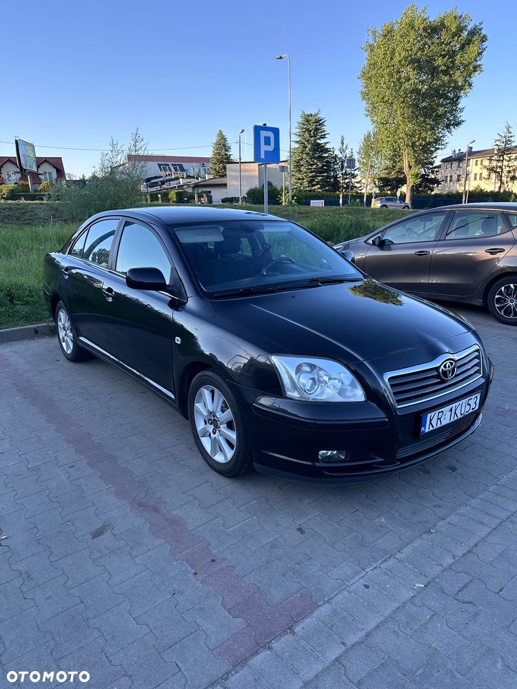 Toyota Avensis 1.8 VVT-i Sol - 2