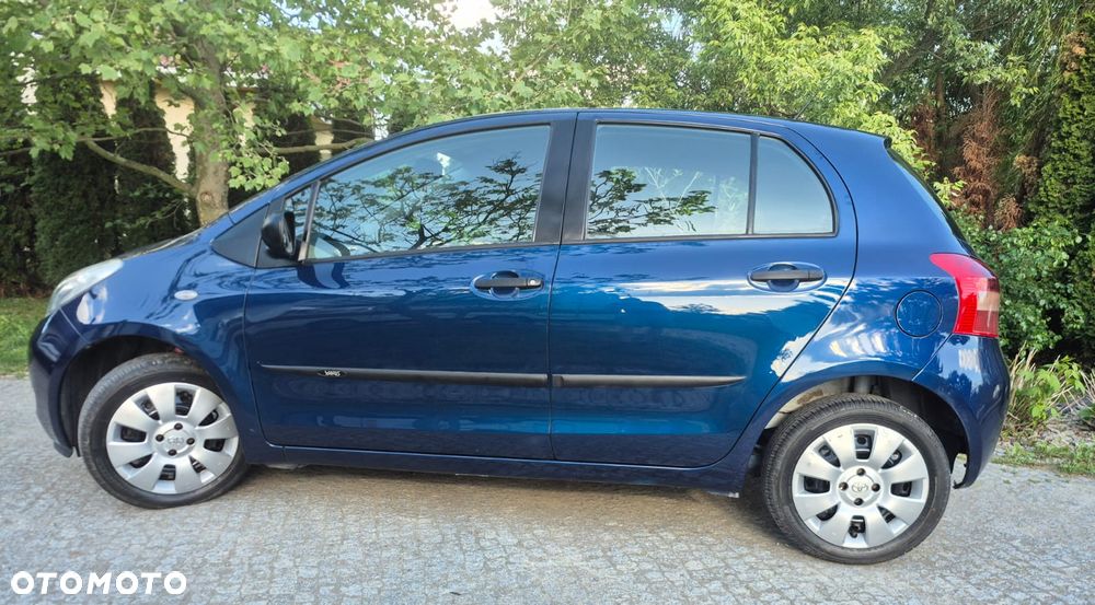 Toyota Yaris 1.3 Luna A/C - 5