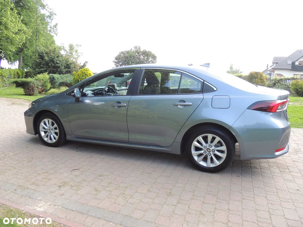 Toyota Corolla 1.8 Hybrid Comfort - 12