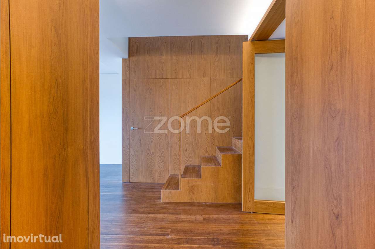 APARTAMENTO NOVO T4 DUPLEX DE LUXO NA TROFA - Grande imagem: 3/21