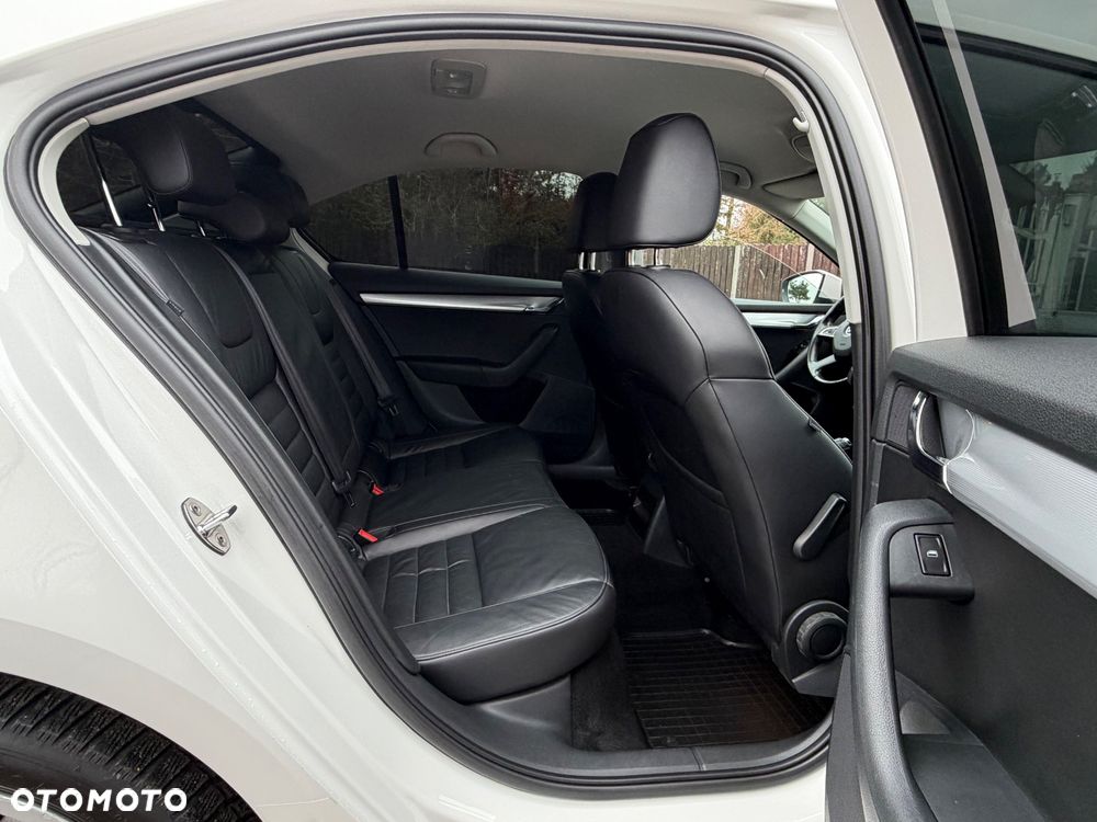 Skoda Octavia 2.0 TDI Sport Edition - 15