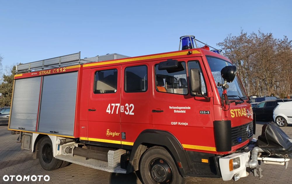 Mercedes-Benz 814F - 4