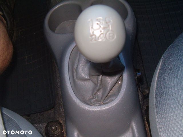 Toyota Yaris - 29