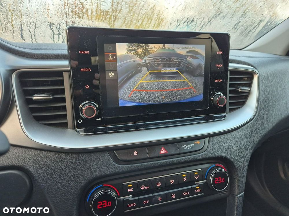Kia Ceed 1.5 T-GDI M DCT - 23