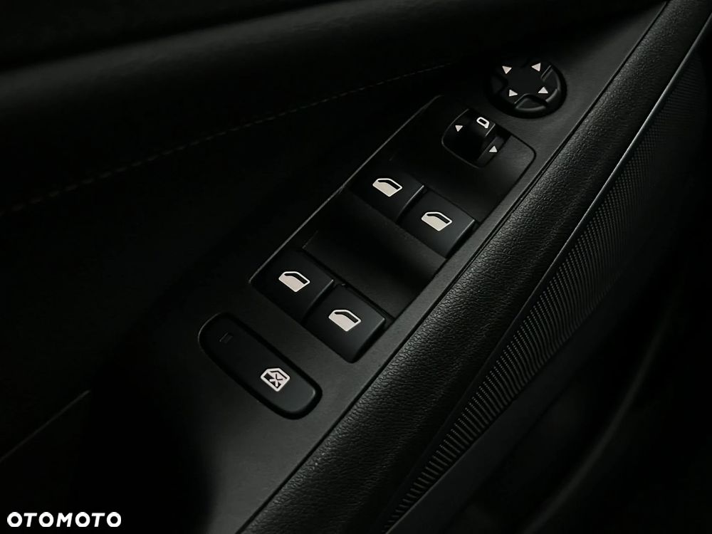 Opel Crossland 1.5 Diesel Elegance - 29