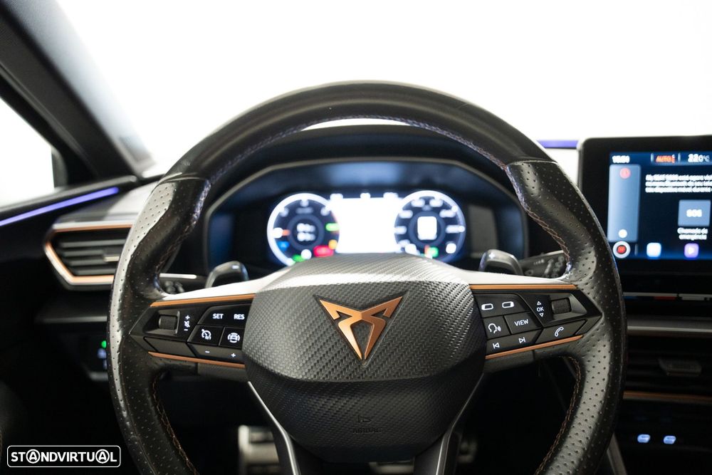 Cupra Leon 1.4 e-Hybrid DSG - 13