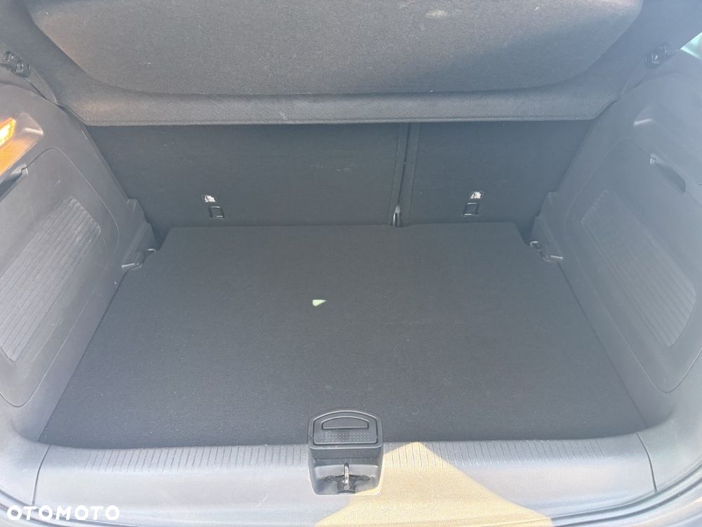 Opel Crossland X - 9