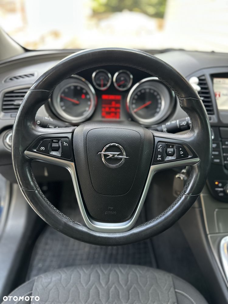 Opel Insignia - 13