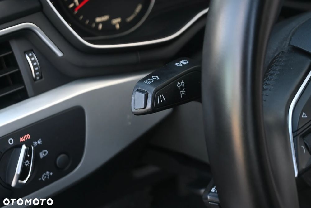 Audi A4 Avant 2.0 TDI ultra S tronic sport - 31