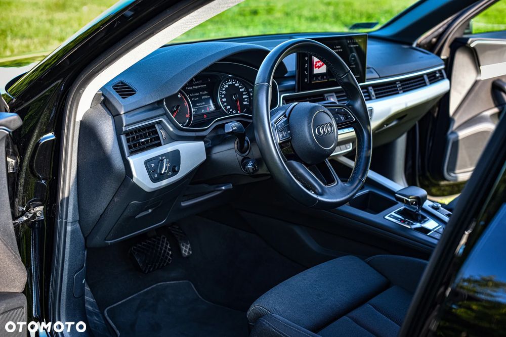 Audi A4 Limousine 35 TFSI mHEV S tronic - 13