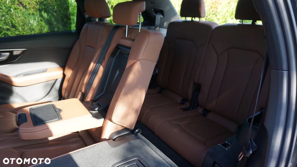 Audi Q7 55 TFSI quattro tiptronic - 27