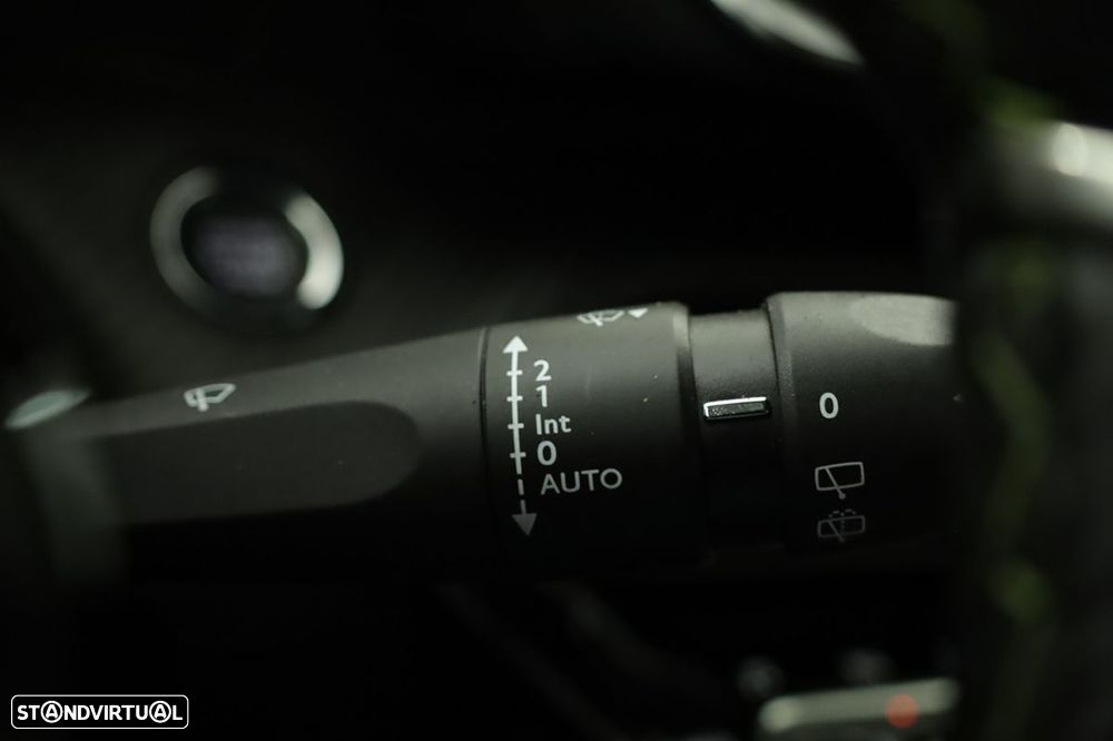 Peugeot e-2008 50 kWh GT - 21