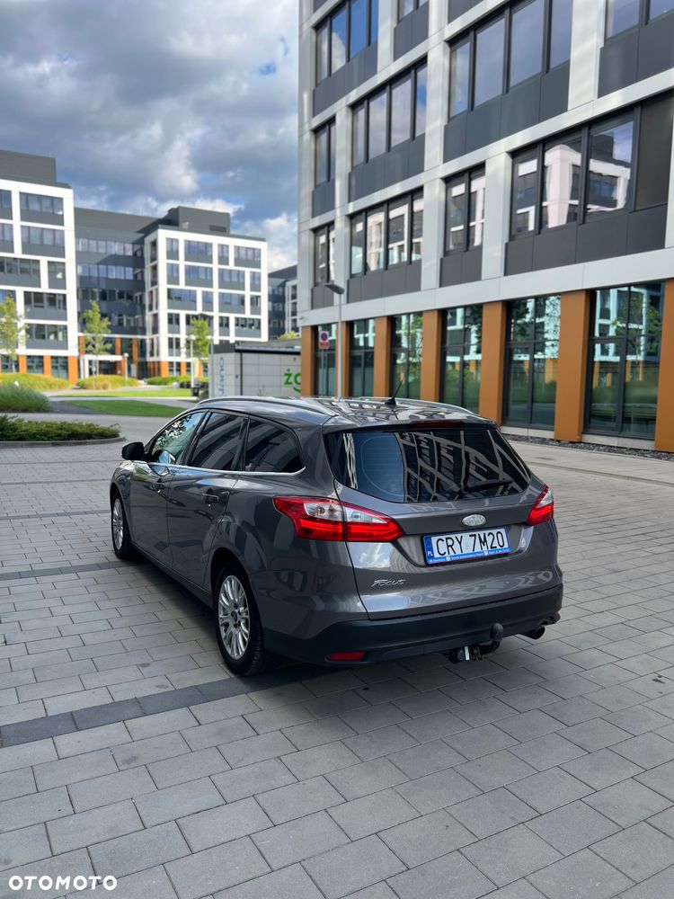 Ford Focus 1.6 EcoBoost Titanium - 4