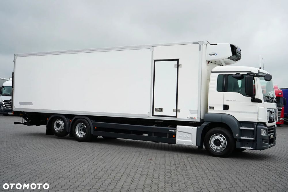 MAN TGS / 26.360 / EURO 6 / CHŁODNIA + WINDA - 4
