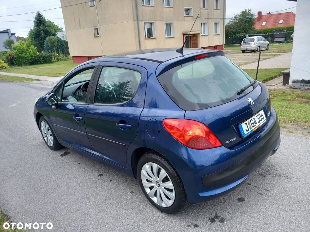 Peugeot 207 - 4