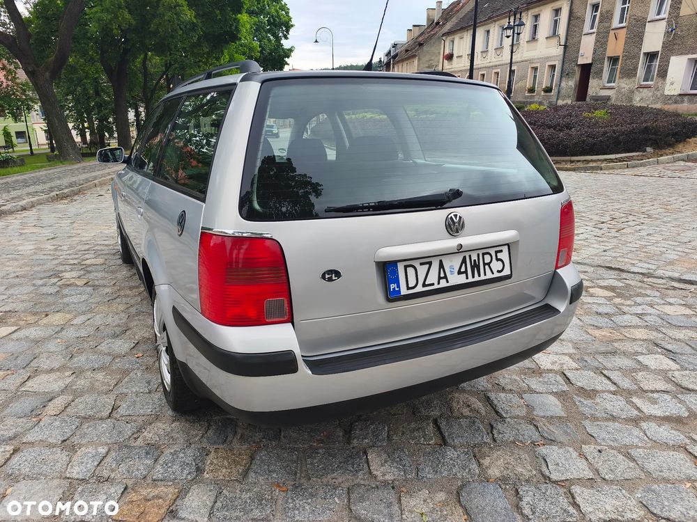Volkswagen Passat - 3
