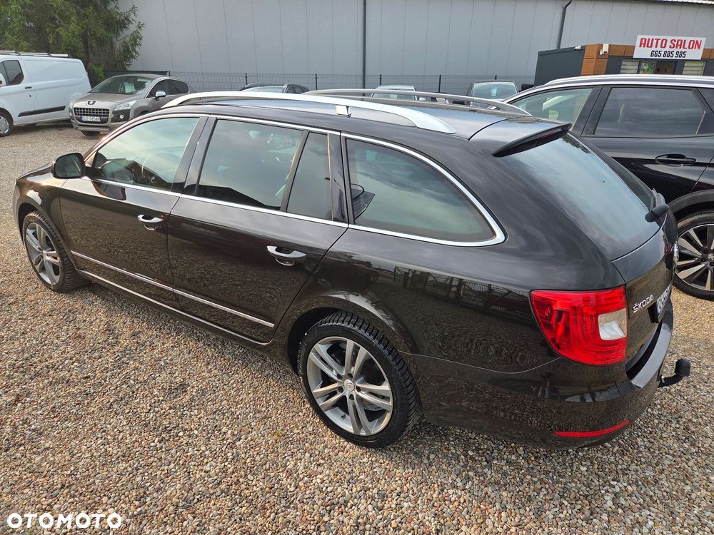 Skoda Superb 2.0 TDI DSG Exclusive - 21
