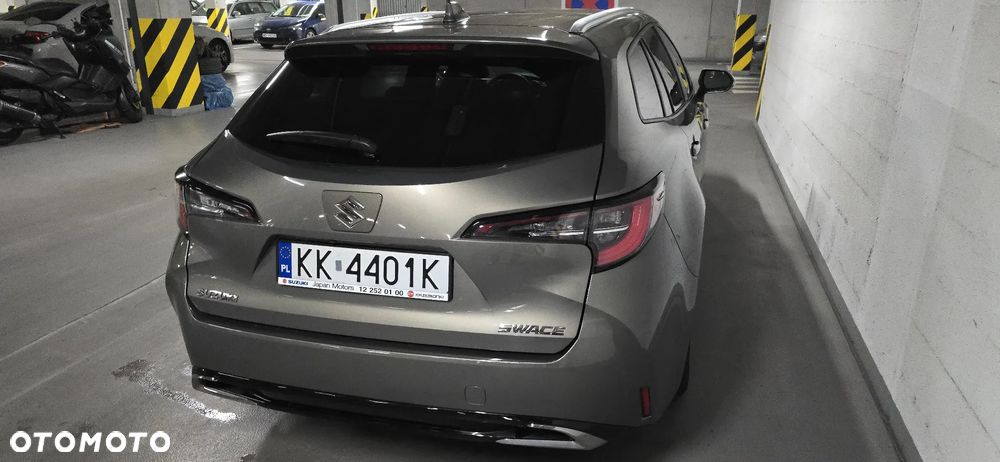 Suzuki Swace 1.8 Hybrid Premium Plus CVT - 9