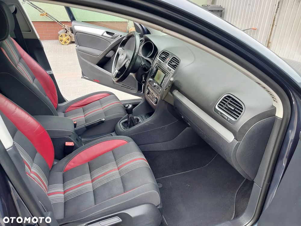 Volkswagen Golf 2.0 TDI DPF BlueMotion Technology Style - 9