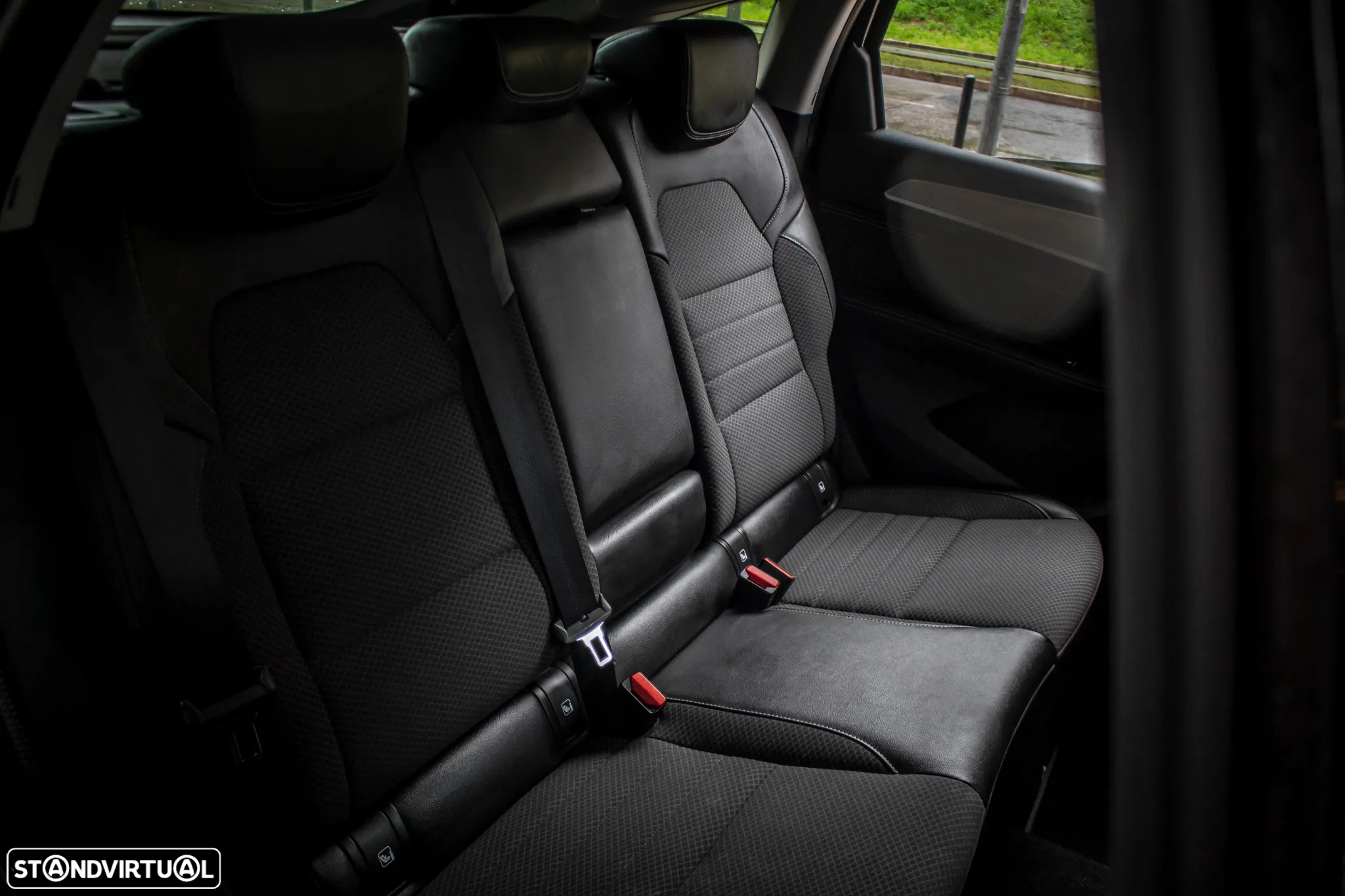 Renault Arkana 1.6 E-Tech Intens - 35