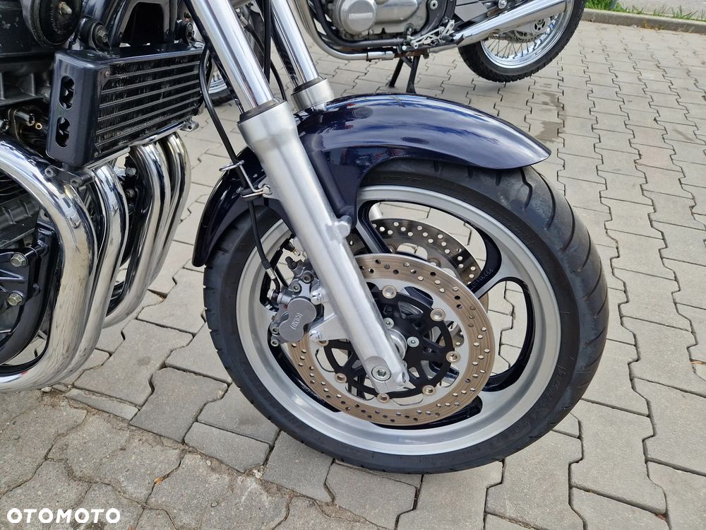 Kawasaki Zephyr - 6