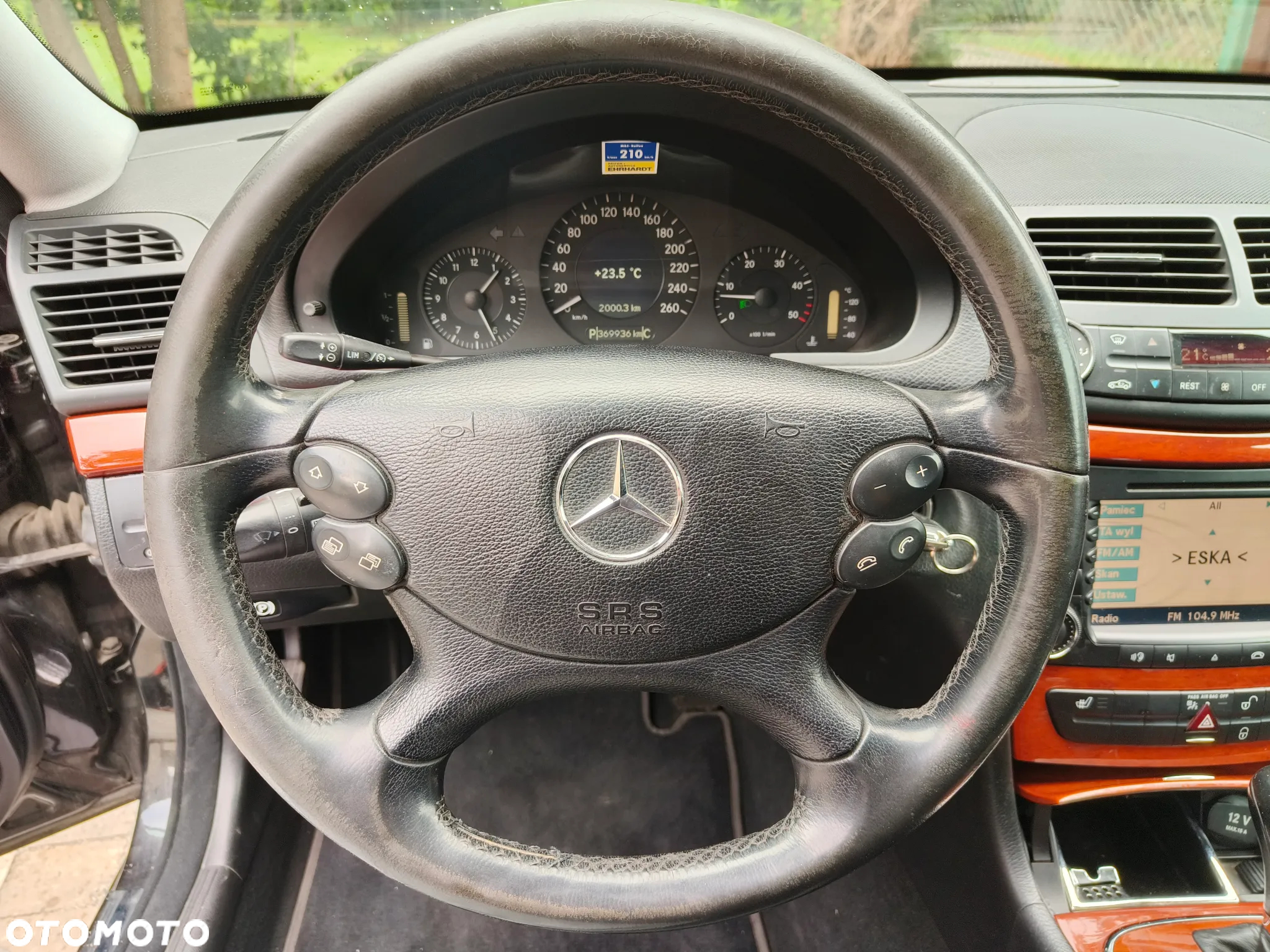 Mercedes-Benz Klasa E - 26