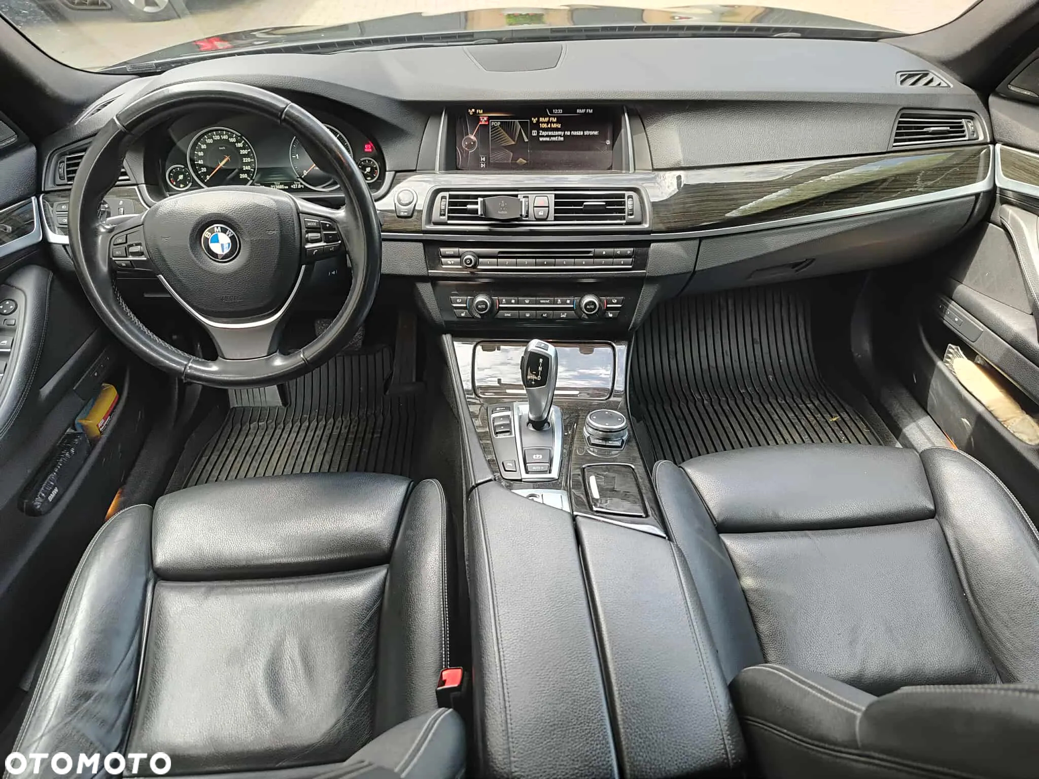 BMW Seria 5 530d Touring - 25