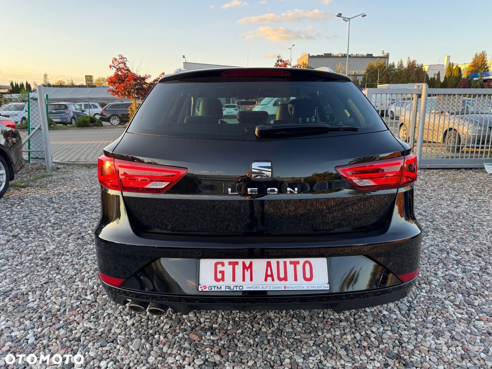 Seat Leon 2.0 TDI DSG Xcellence - 9