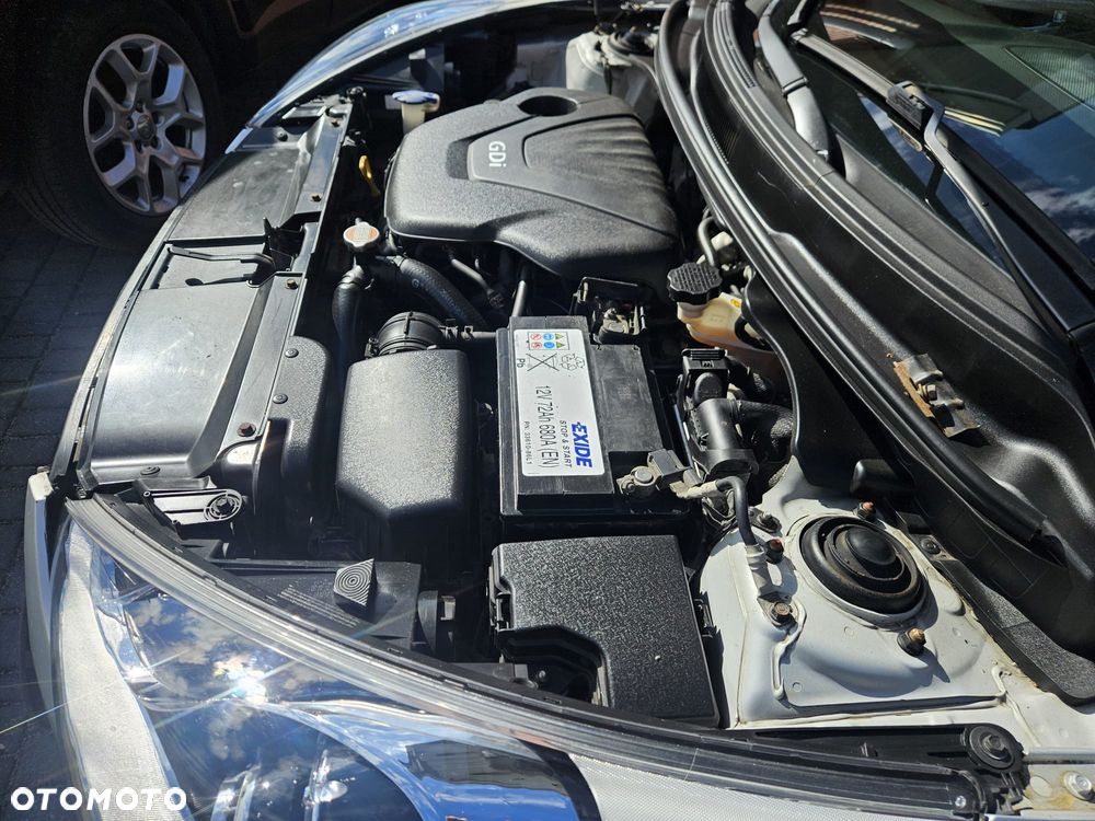 Hyundai Veloster 1.6 Premium - 14