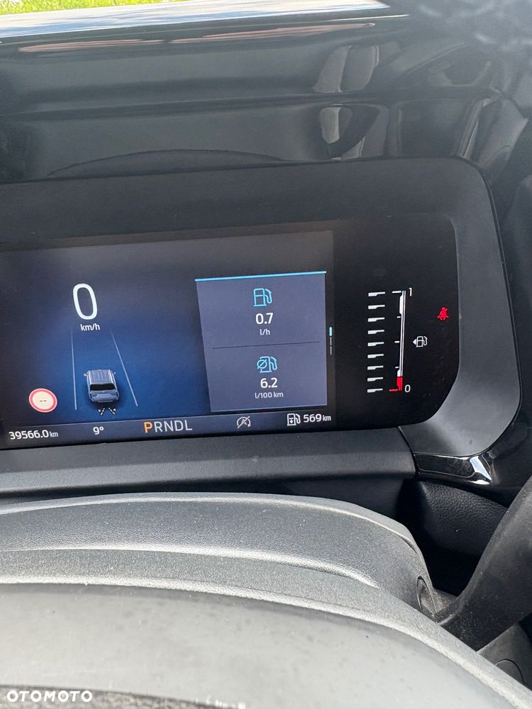 Ford Tourneo Courier 1.0 EcoBoost Titanium - 14