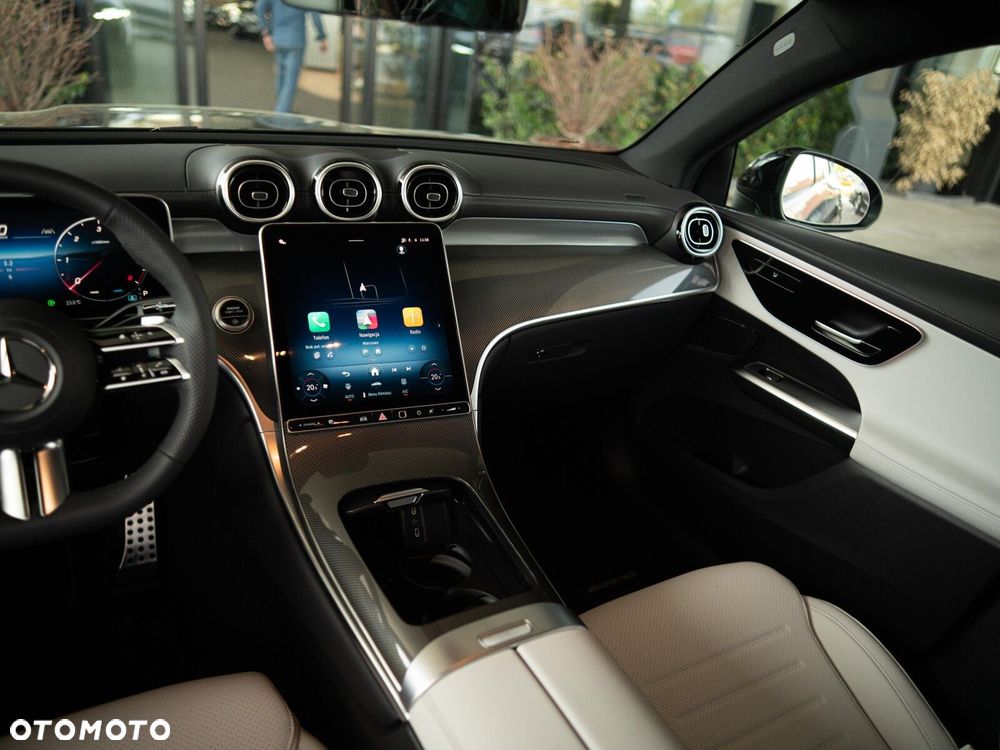 Mercedes-Benz GLC - 15