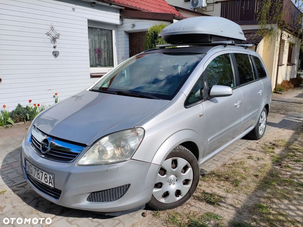 Opel Zafira - 1